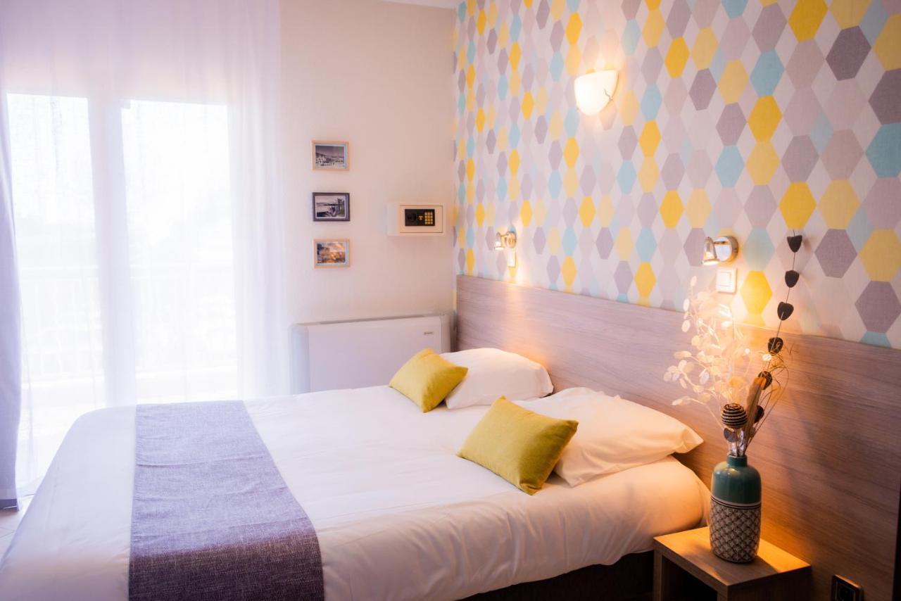Hotel Et Appartements Reine D'Azur Roquebrune-Cap-Martin Zewnętrze zdjęcie